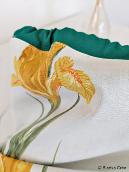 Sac à pain blanc avec iris jaunes