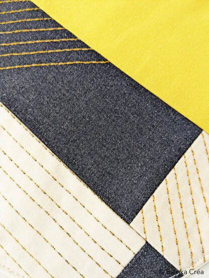 Dessous de plat jaune, noir et écru à rayures – Image 3