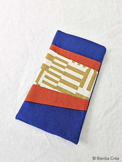 Étui-pochette doublé bleu et orange à motifs graphiques – Image 4