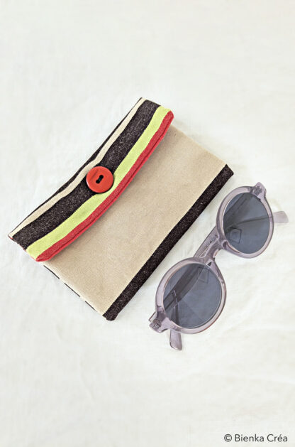 Pochette écrue rayée noir